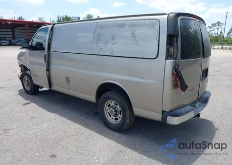 2003 GMC Savana Standard from USA, damaged, VIN 1GTHG35U431146718